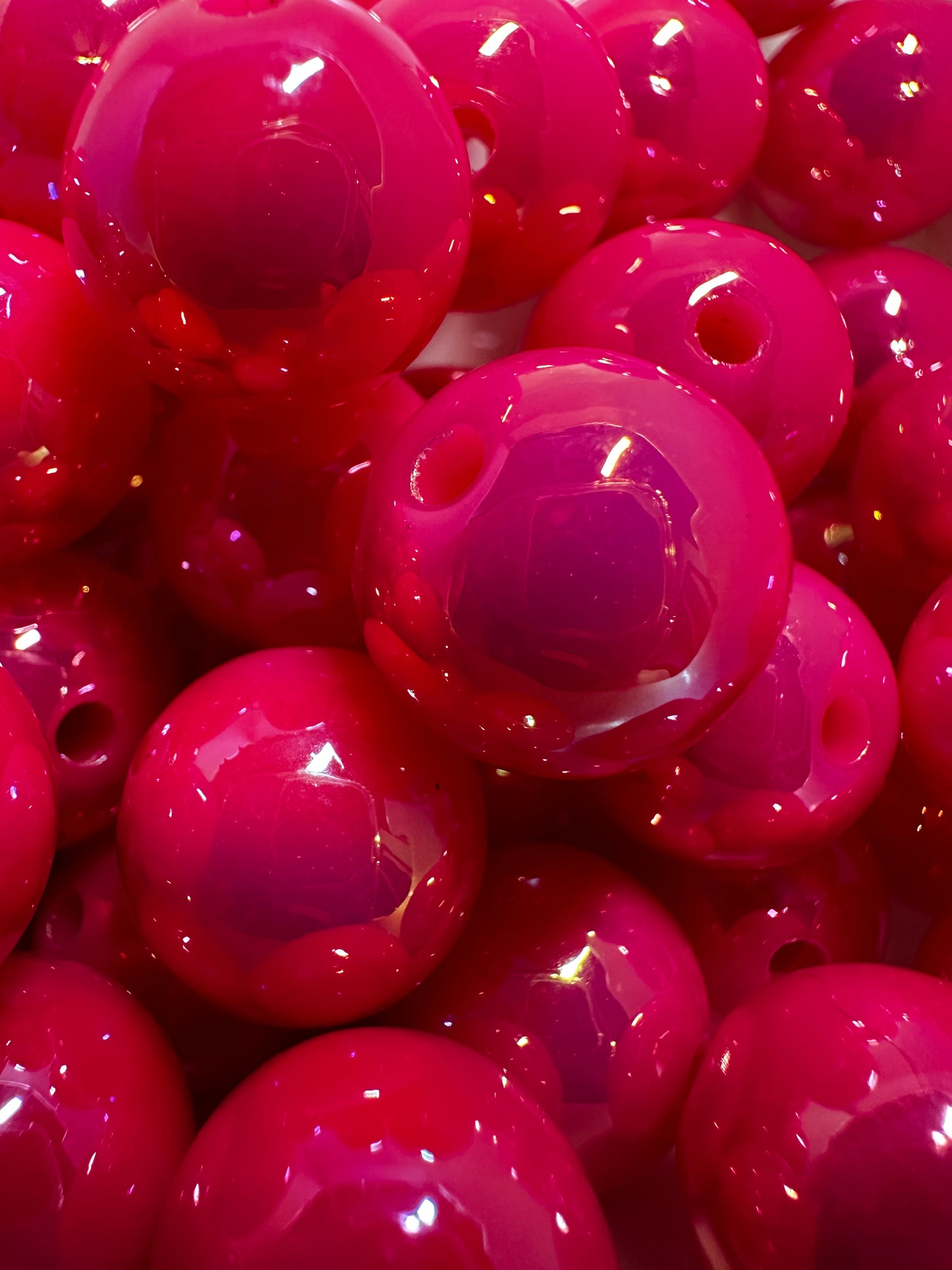 16mm Hot Pink UV Bead