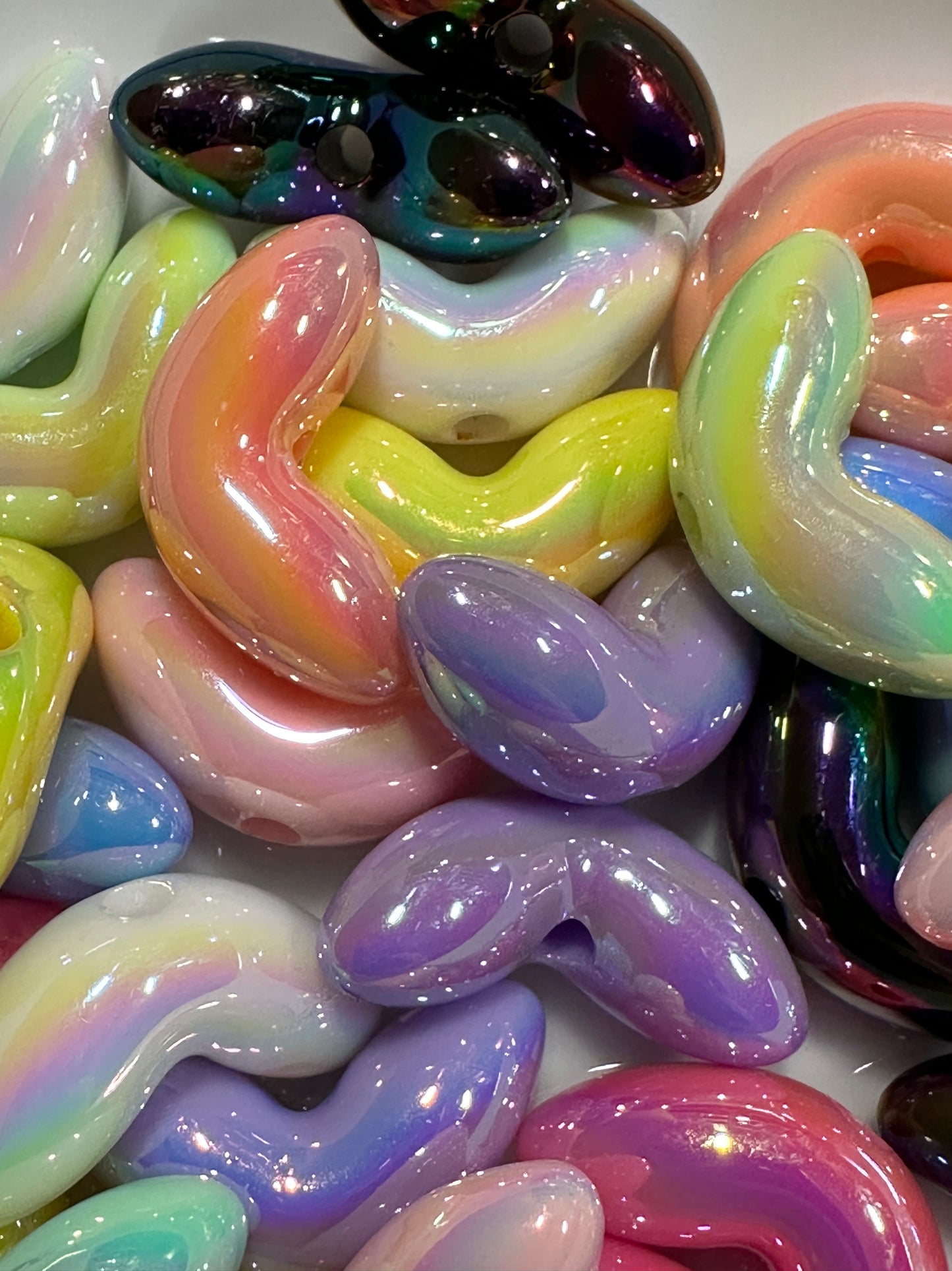 Acrylic Rose Tulips and Petals **5 sets per pack** (Multiple Colors)