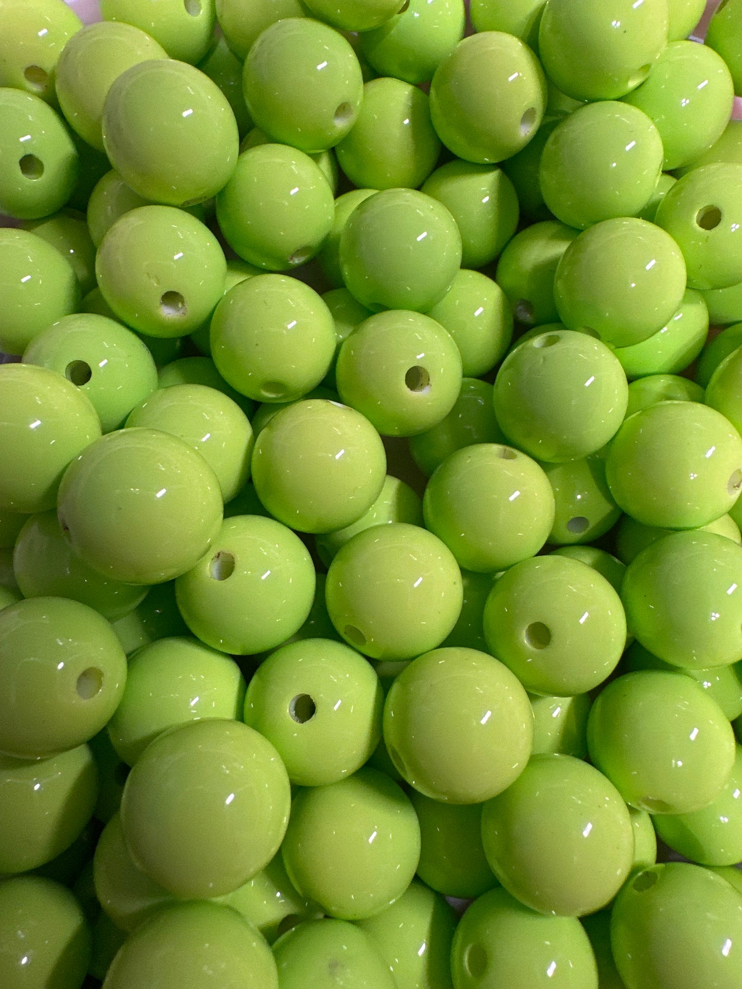 16mm Lime Green Acrylic Beads