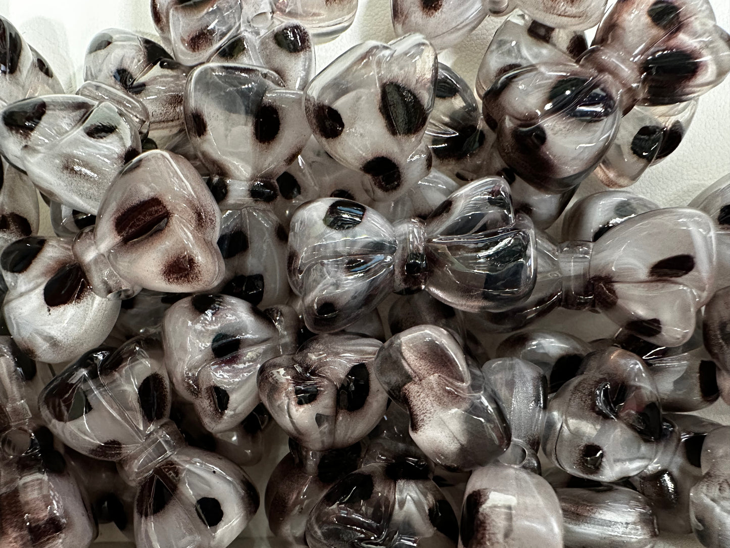 Black and White Bows