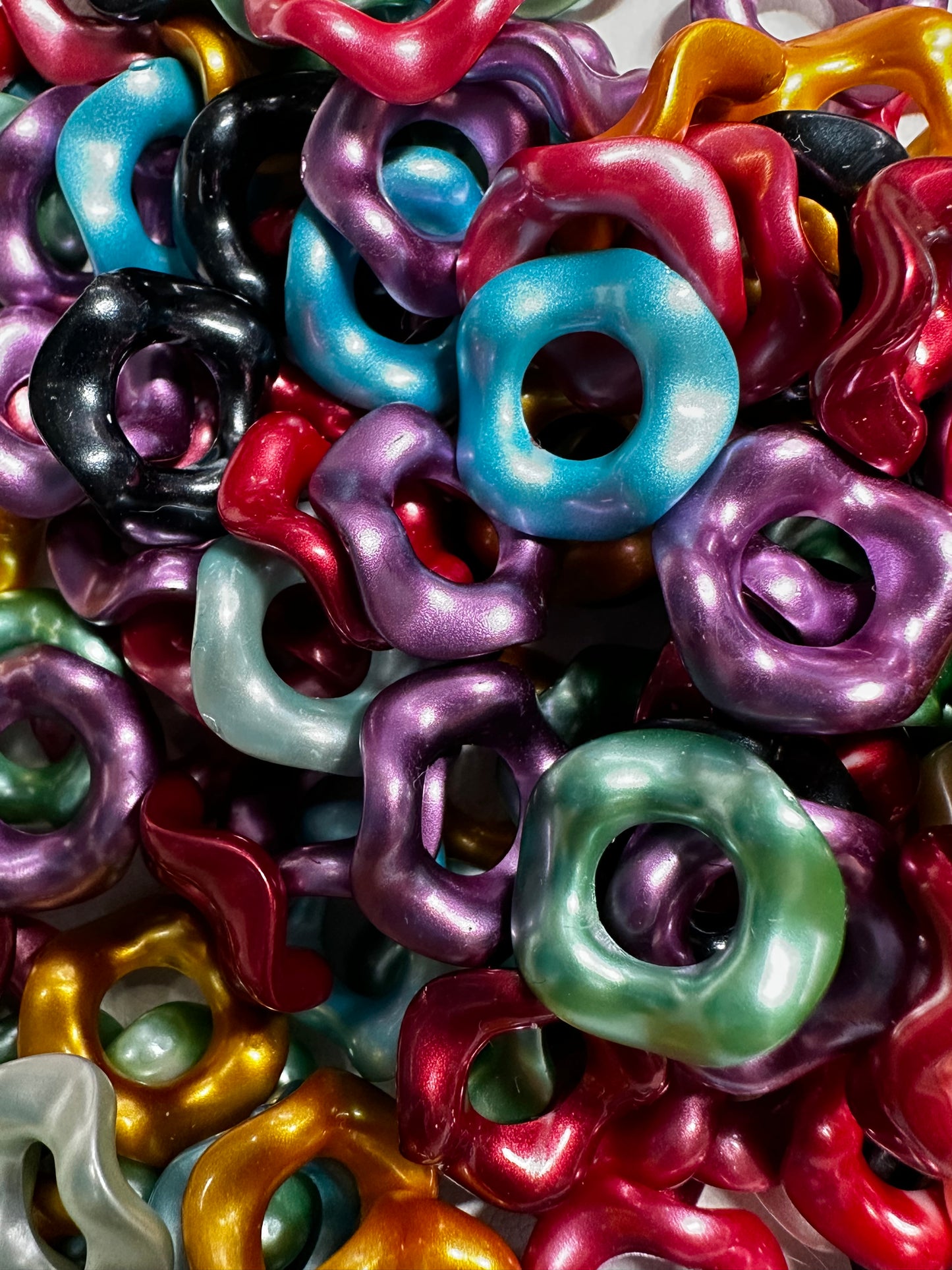 15mm Acrylic Matte Wavy Spacers (50/$5)