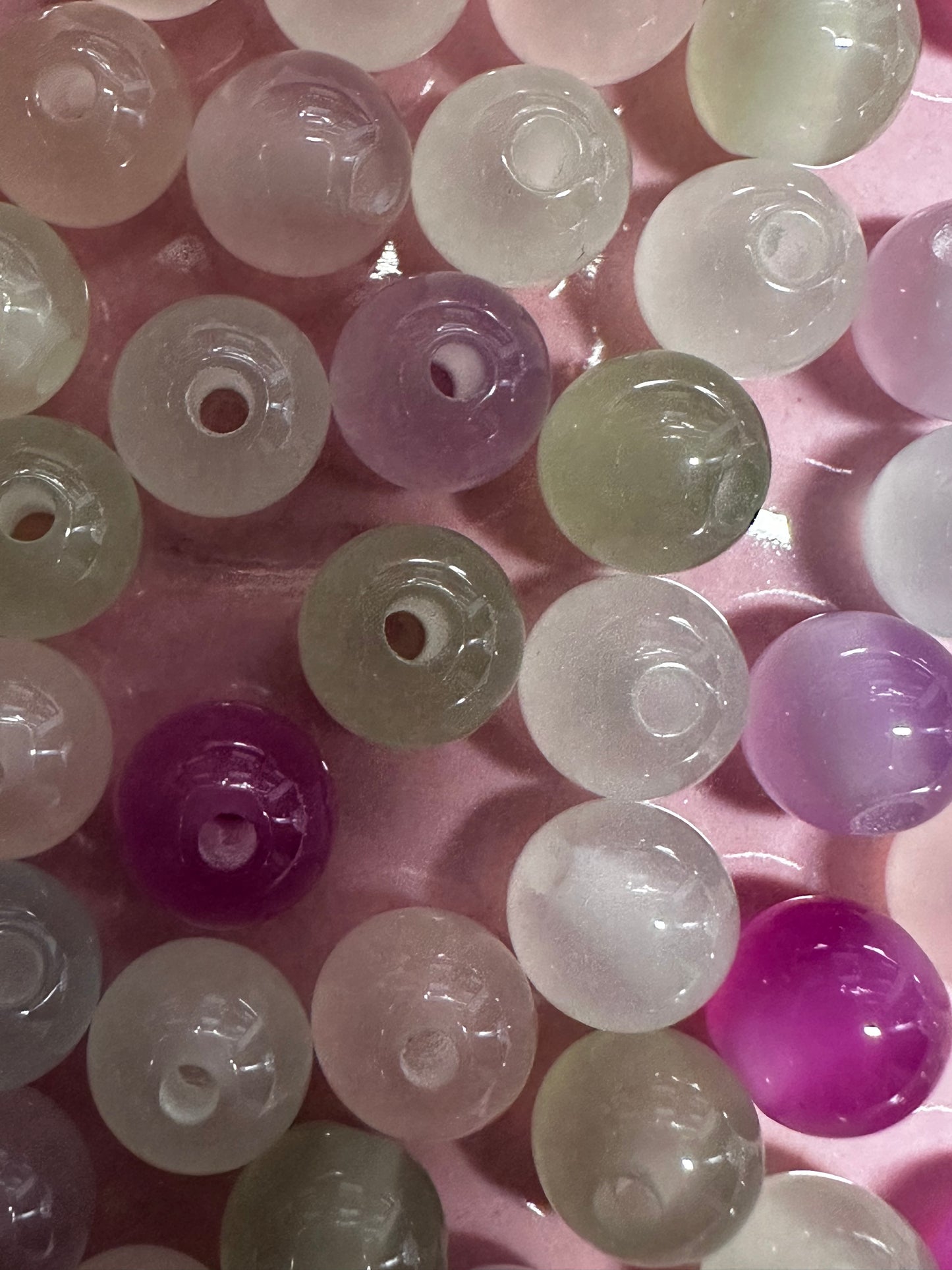 7mm Coloring Changing Acrylic Bead (10/$1.50)