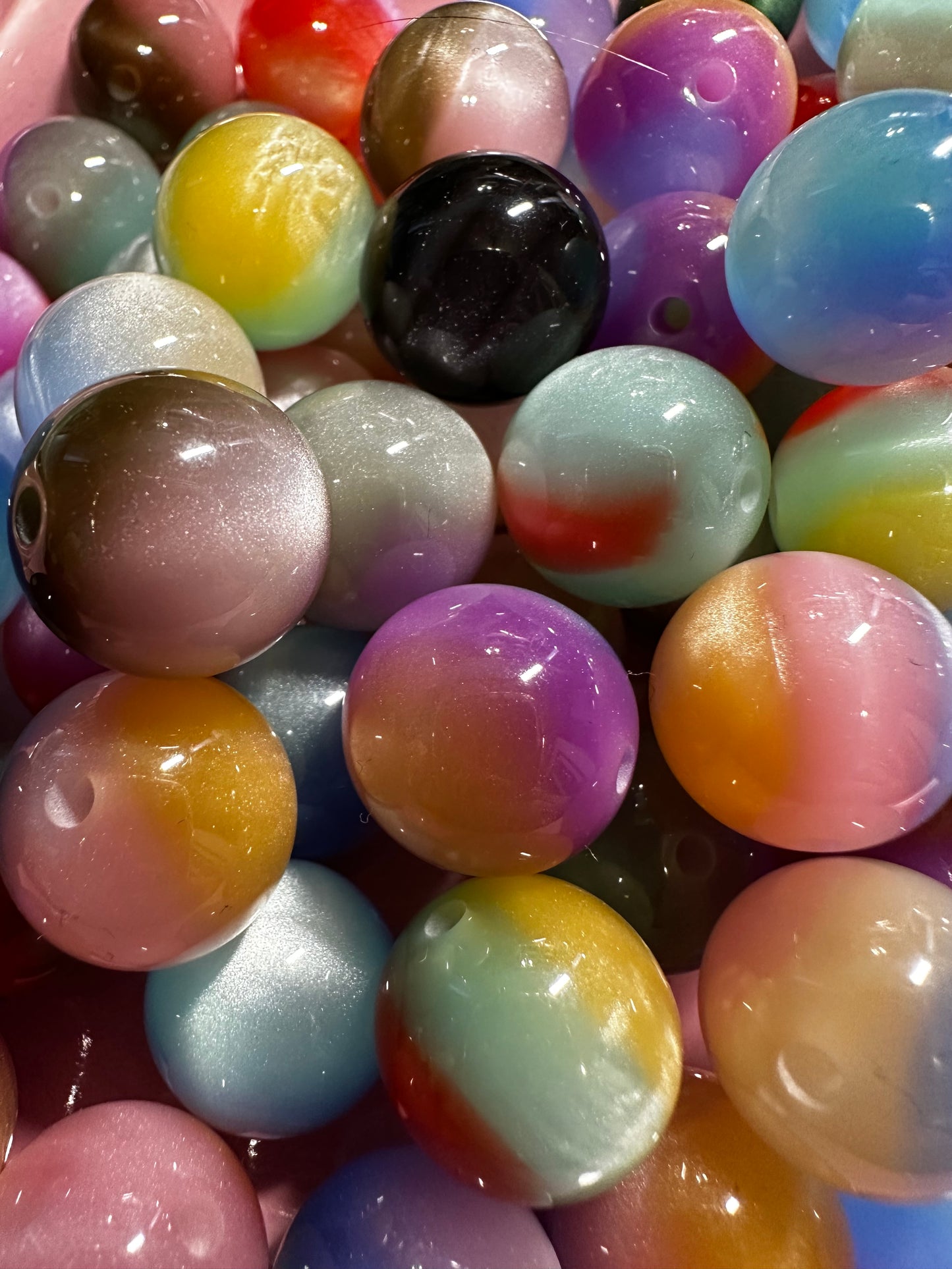 16mm Cateye Acryiic Beads (10/$3.25)