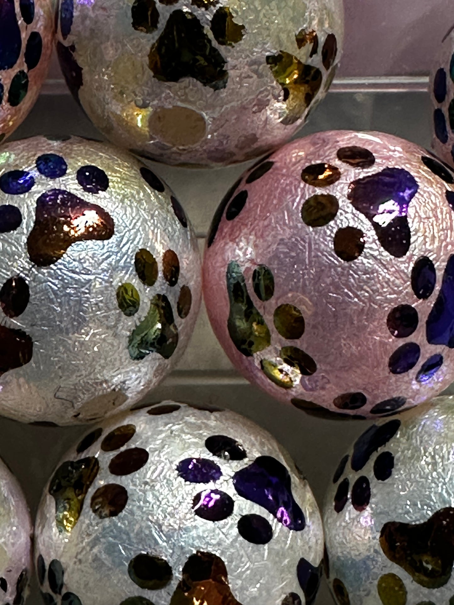 16mm Paw Print Acrylic Beads-Multiple Colors (10/$2.00)