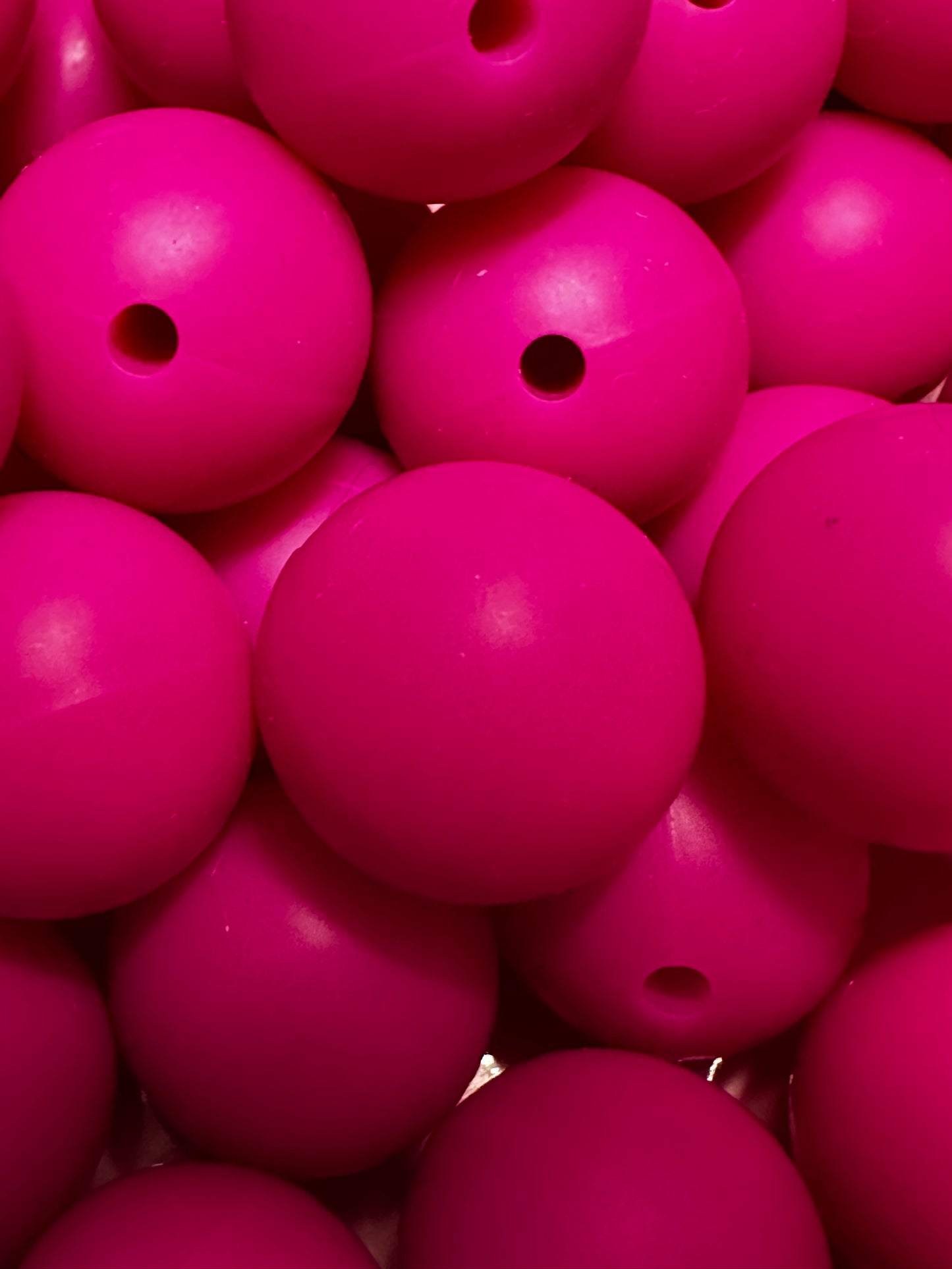 15mm Silicone Beads - Magenta