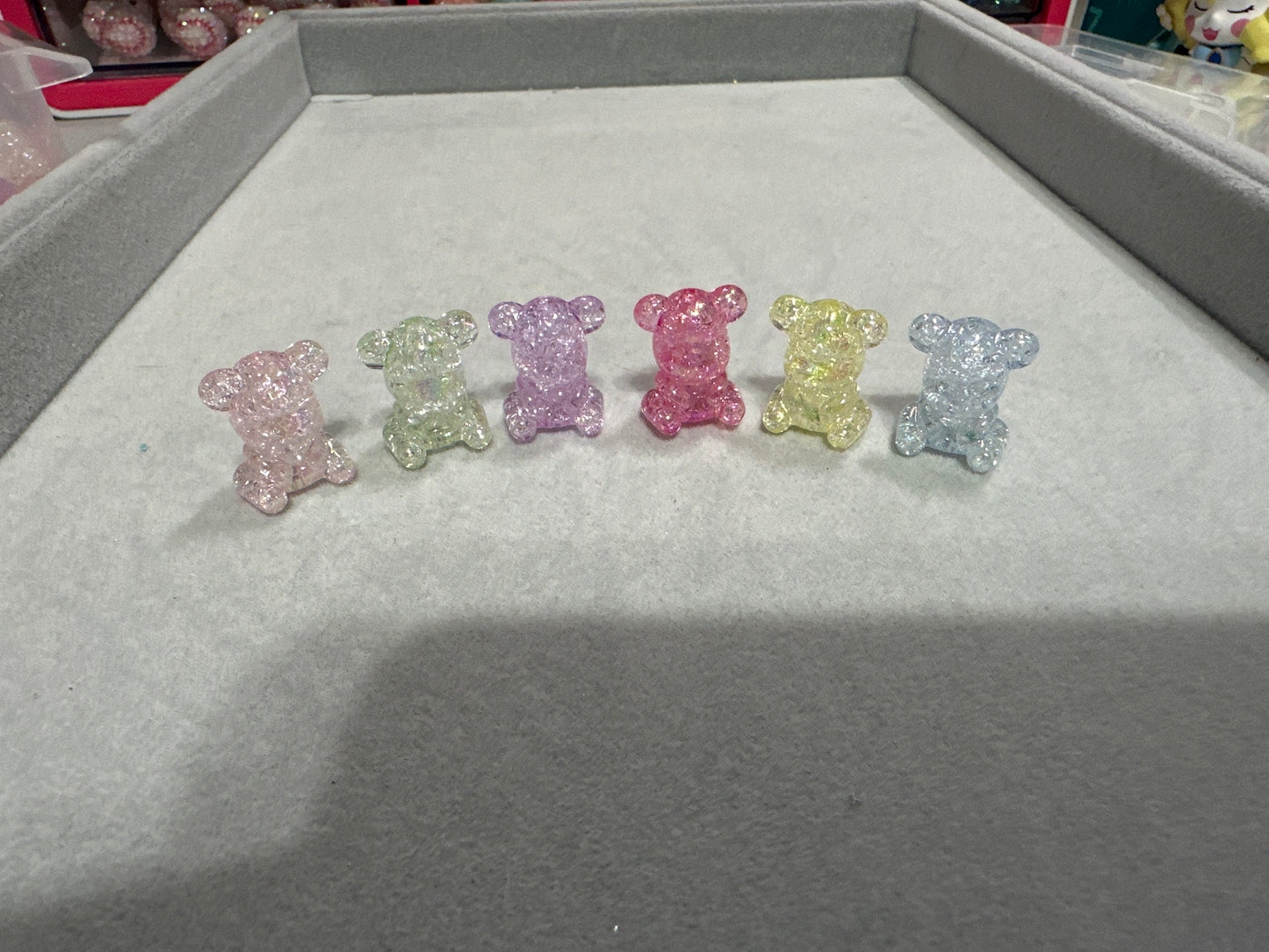 Acrylic Crackle Bears (Small) - Multiple Colors (5/$1.50)