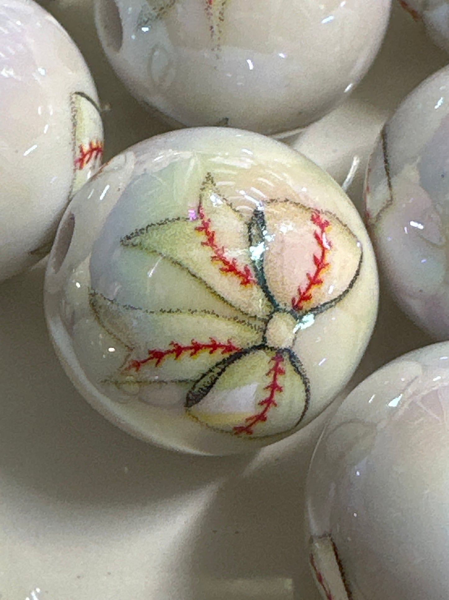 16mm Baseball Bow Acrylic Beads