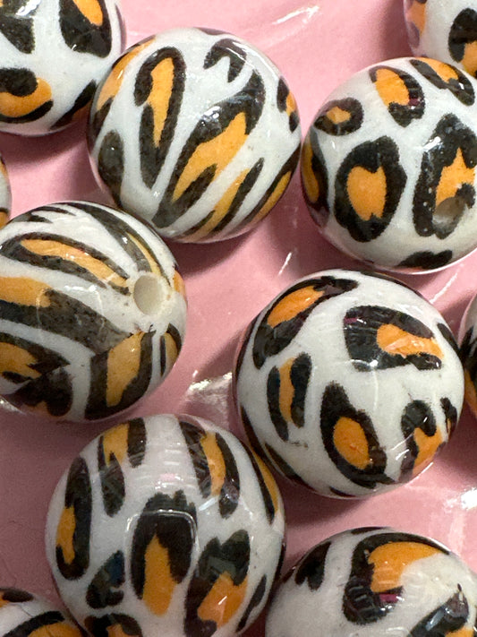 18mm Leopard Print Acrylic Beads