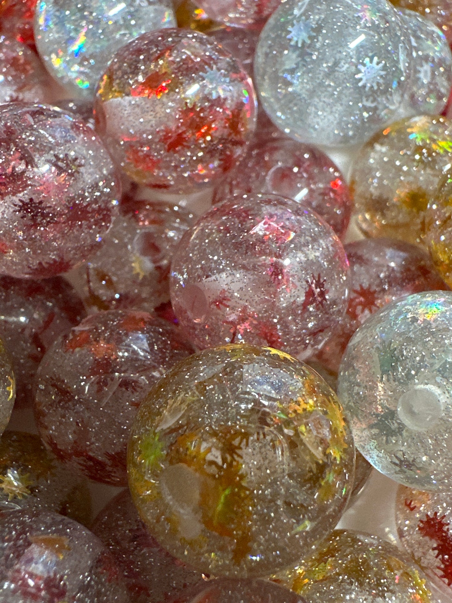 16mm Glitter Acrylic Bead (10/$3.00)