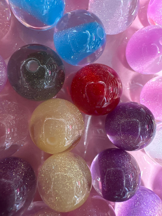 16mm Glitter Acrylic Beads (10/$3.25)