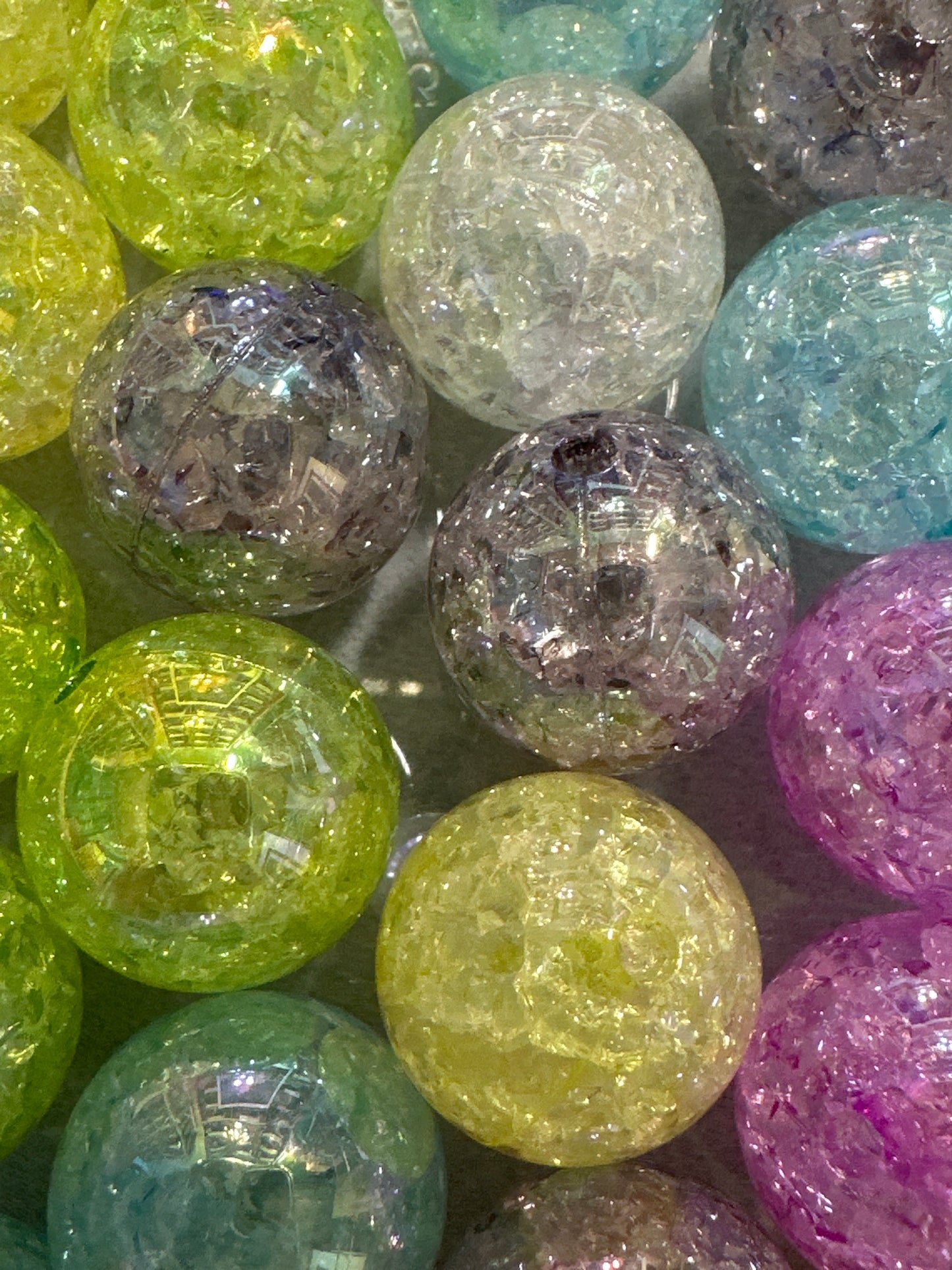 Acrylic Crackle Beads - Multiple Colors (10/$4.00)